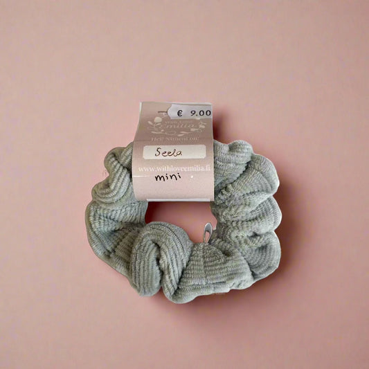 With Love Emilia -scrunchie, mini (many different)